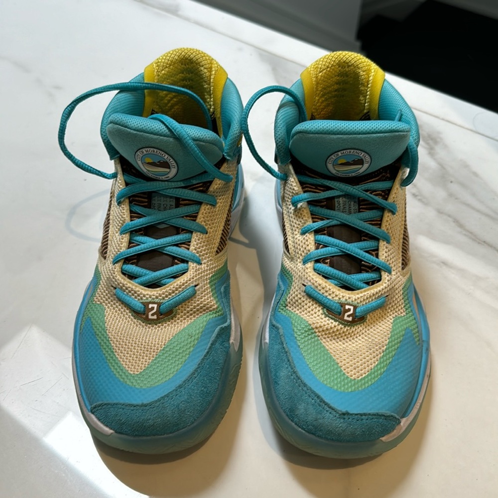 New Balance KAWHI sneakers